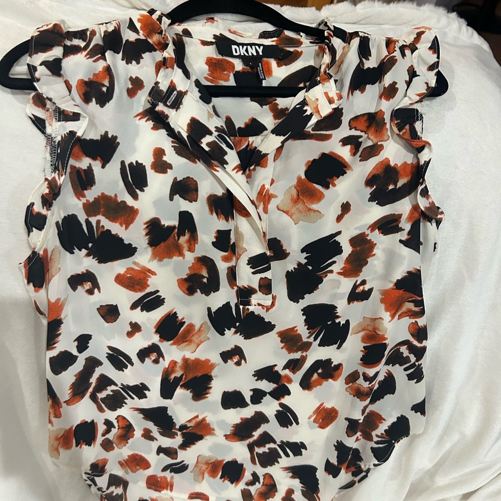 DKNY Women's Ruffle Sleeve Blouse - Black and Orange Pattern